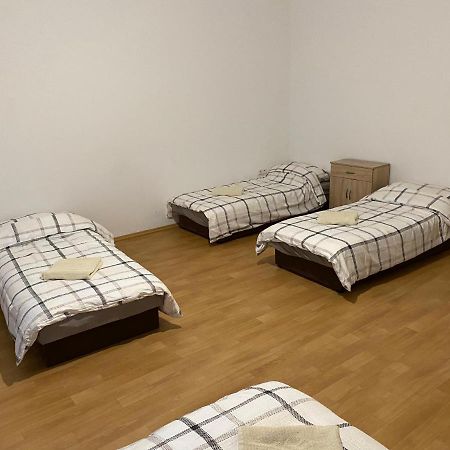 Apartments Tomkova Hradec Kralove Luaran gambar