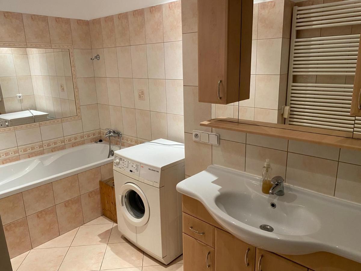 Apartments Tomkova Hradec Kralove Luaran gambar