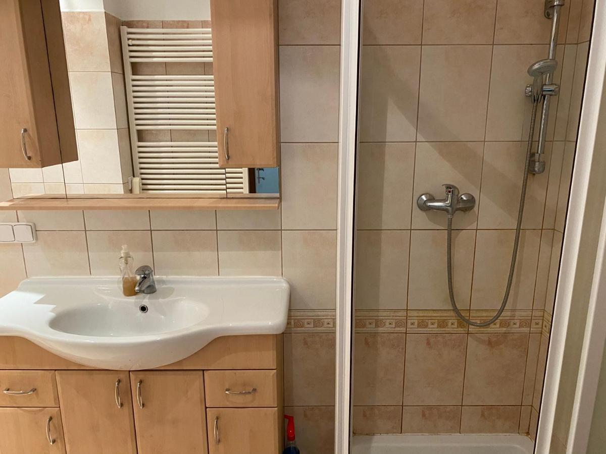 Apartments Tomkova Hradec Kralove Luaran gambar