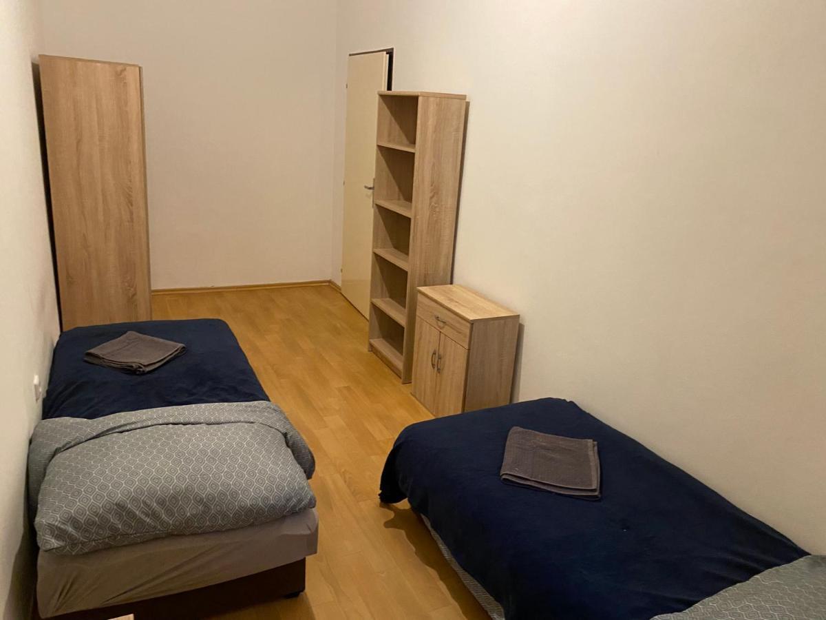Apartments Tomkova Hradec Kralove Luaran gambar