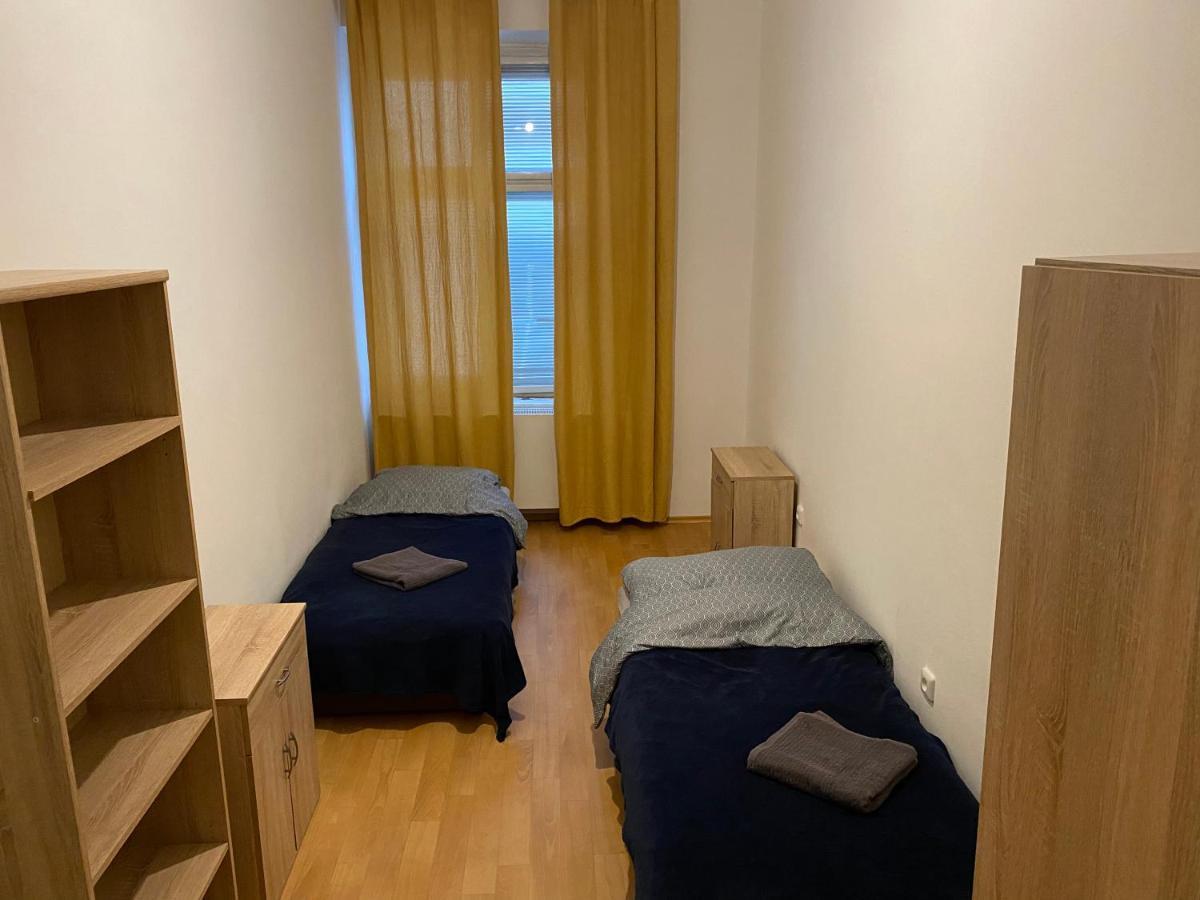 Apartments Tomkova Hradec Kralove Luaran gambar